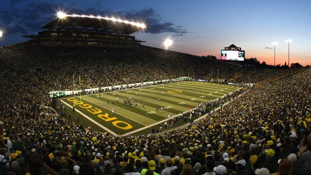oregon-football-stadium.jpg